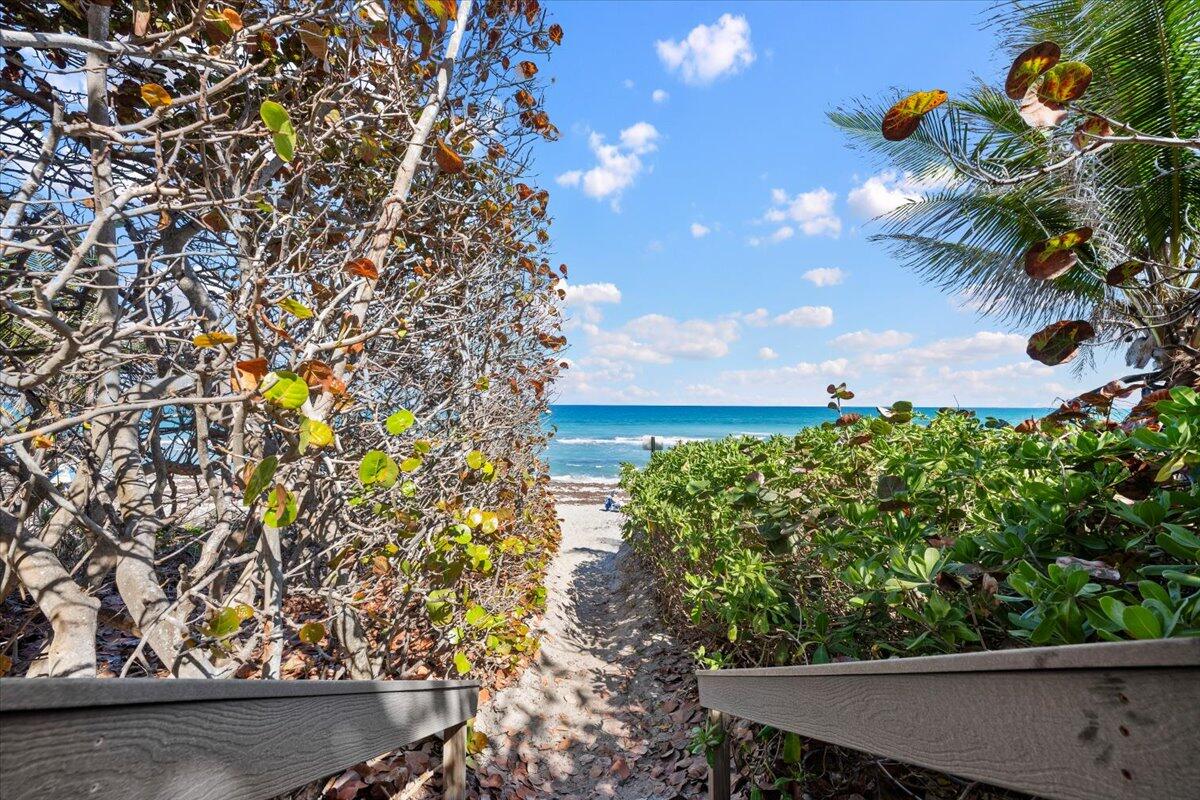 OCEAN RIDGE AT JUNO BEACH - Residential