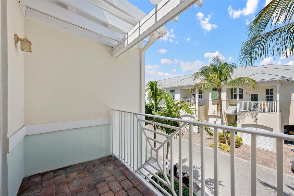 OCEAN RIDGE AT JUNO BEACH - Residential