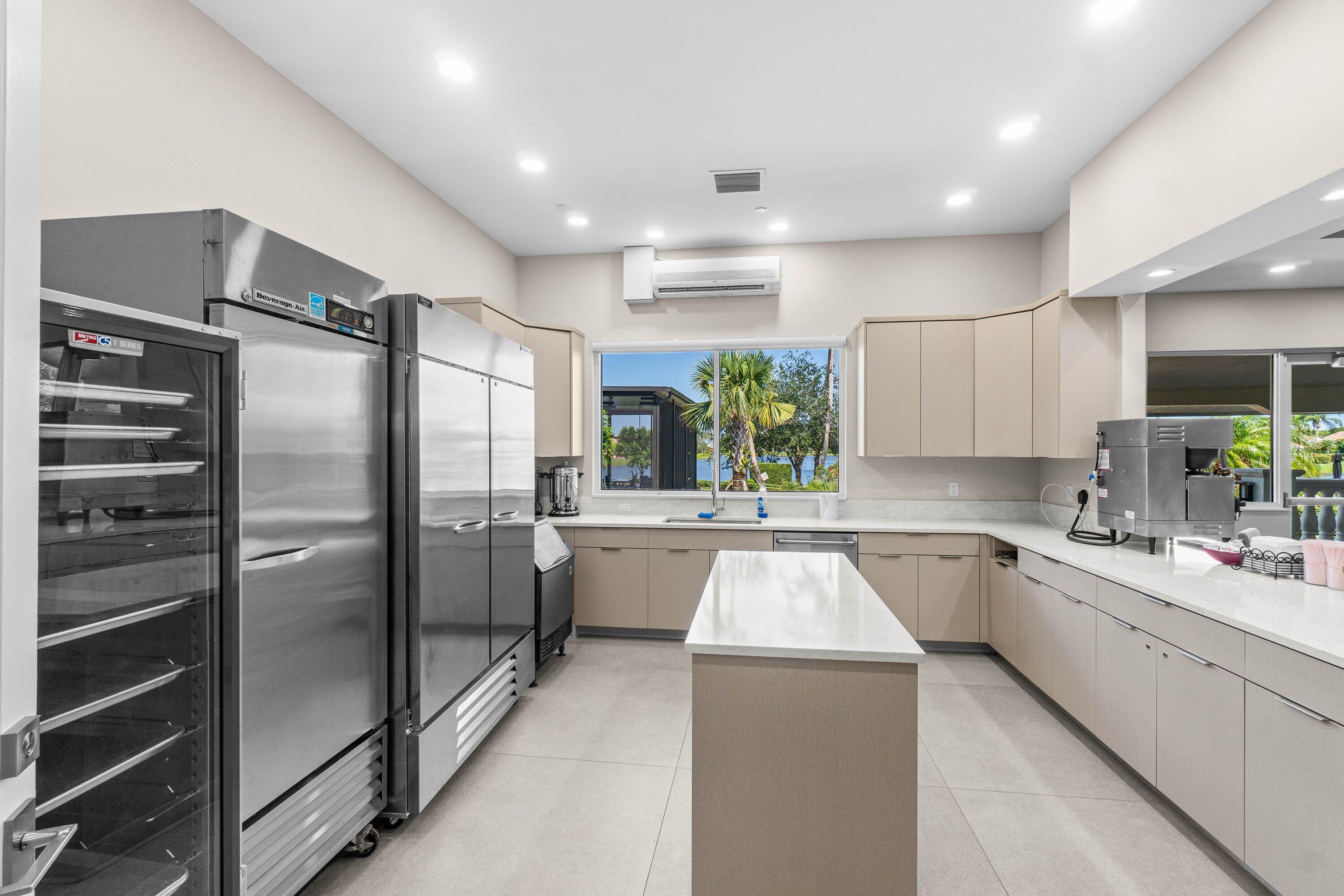 VALENCIA LAKES 1 - Residential