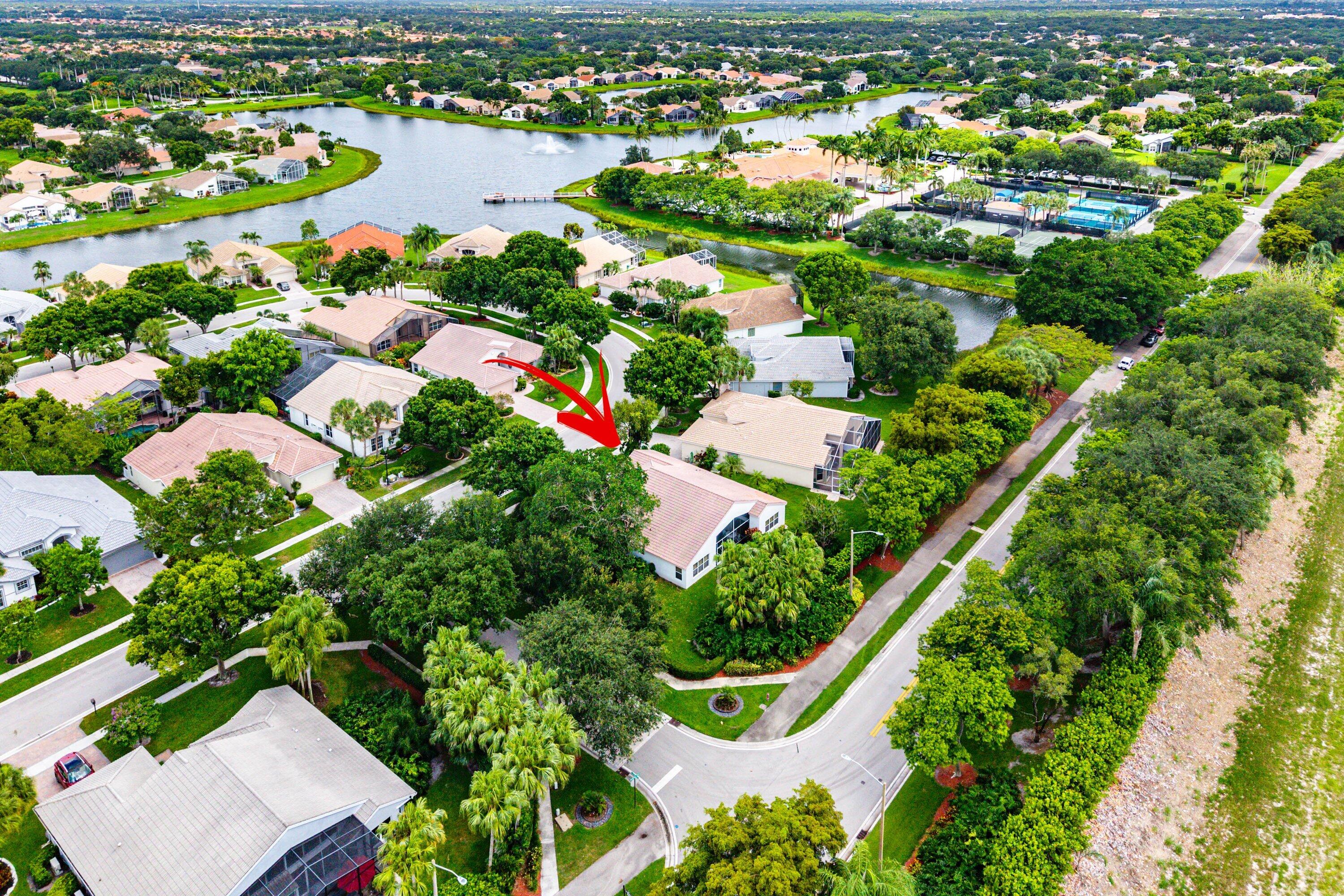 VALENCIA LAKES 1 - Residential