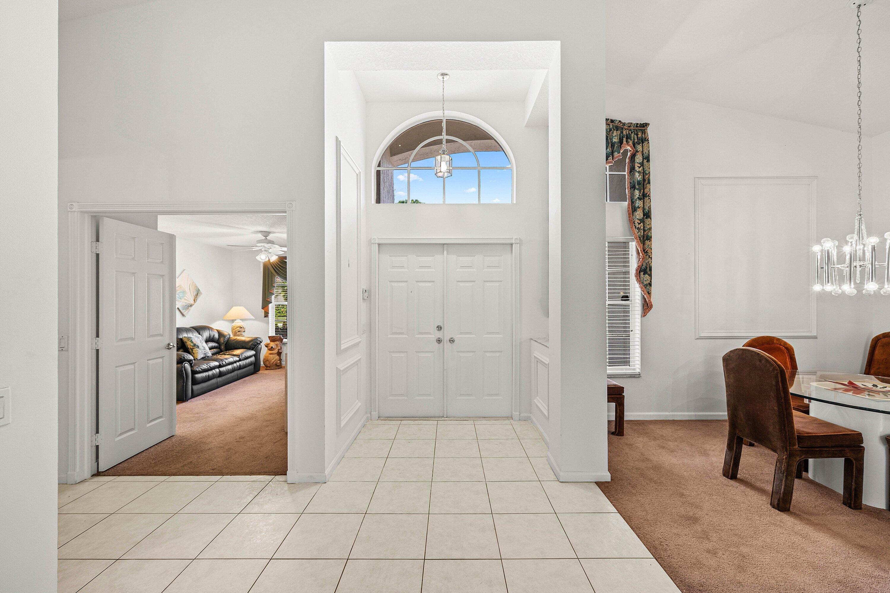 VALENCIA LAKES 1 - Residential