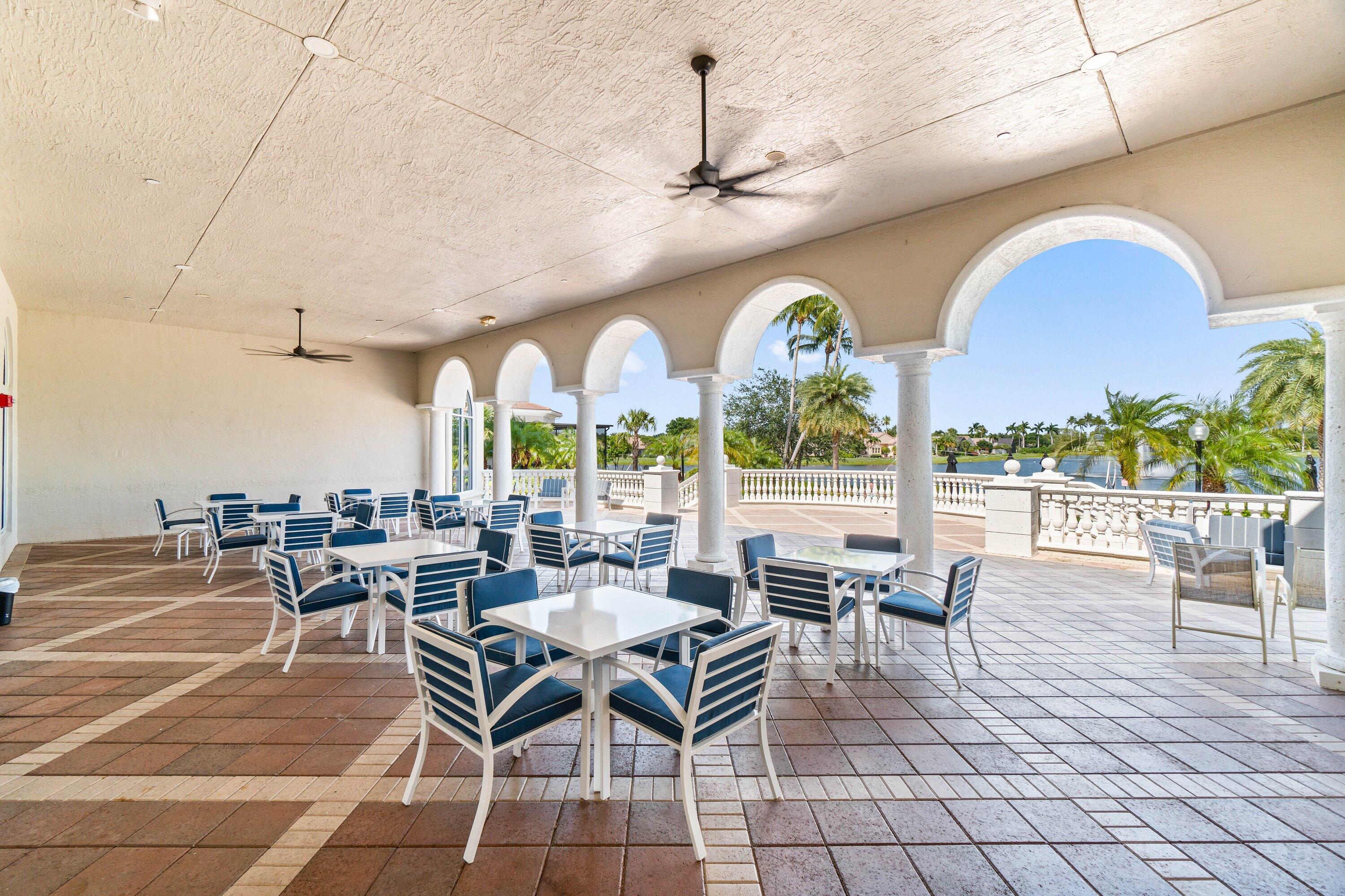 VALENCIA LAKES 1 - Residential