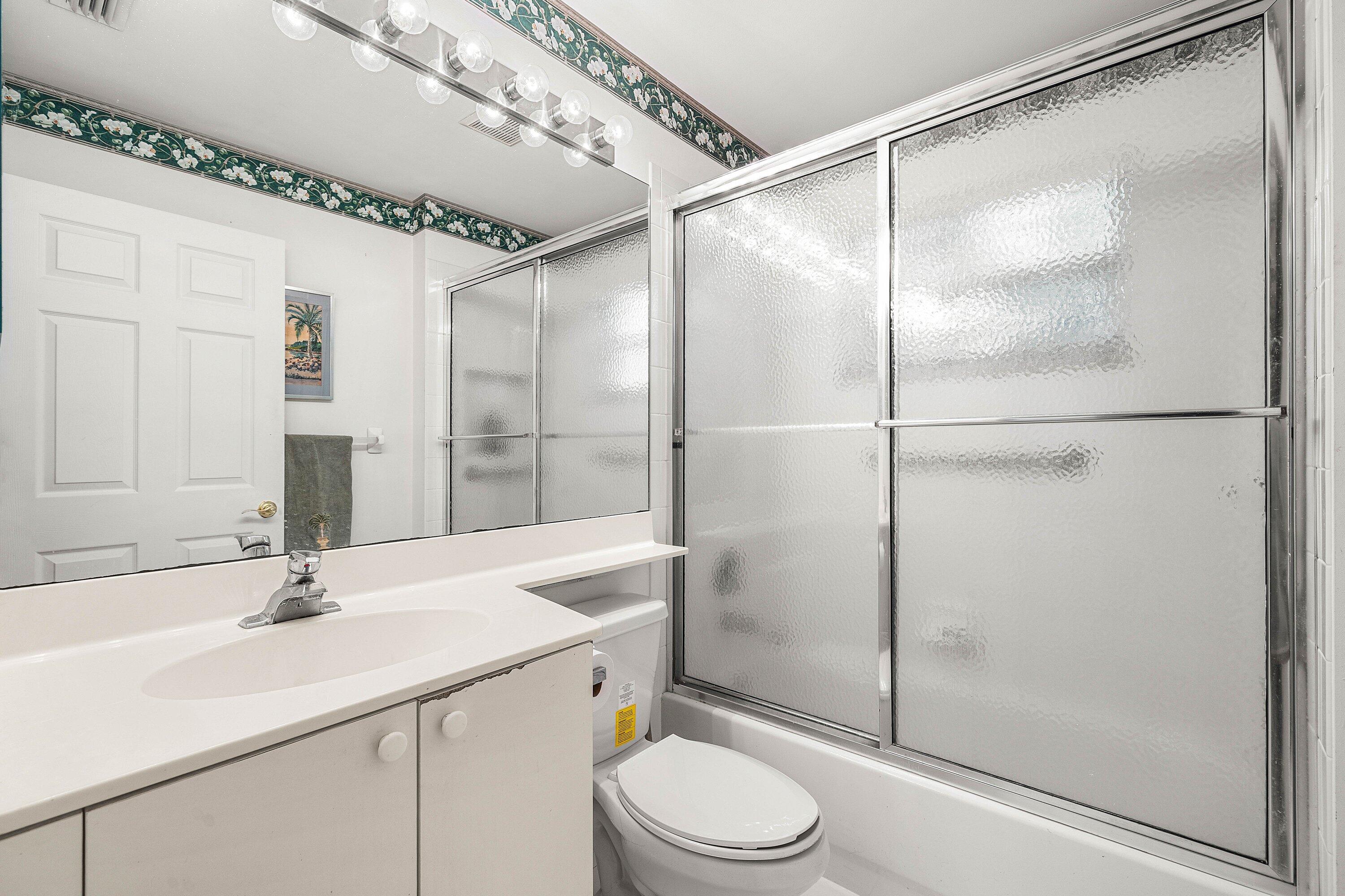 VALENCIA LAKES 1 - Residential