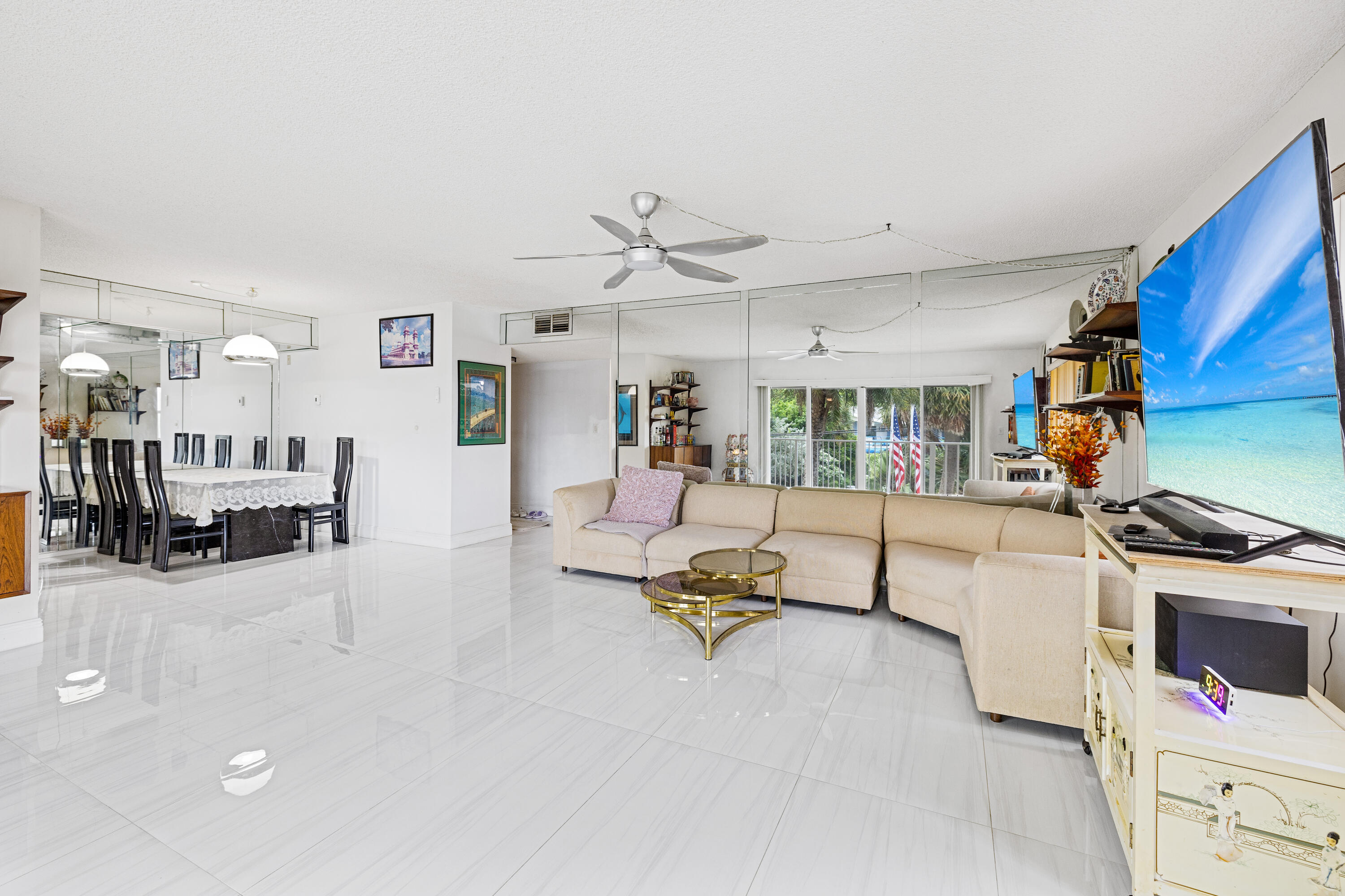 1200 Hibiscus Avenue 201