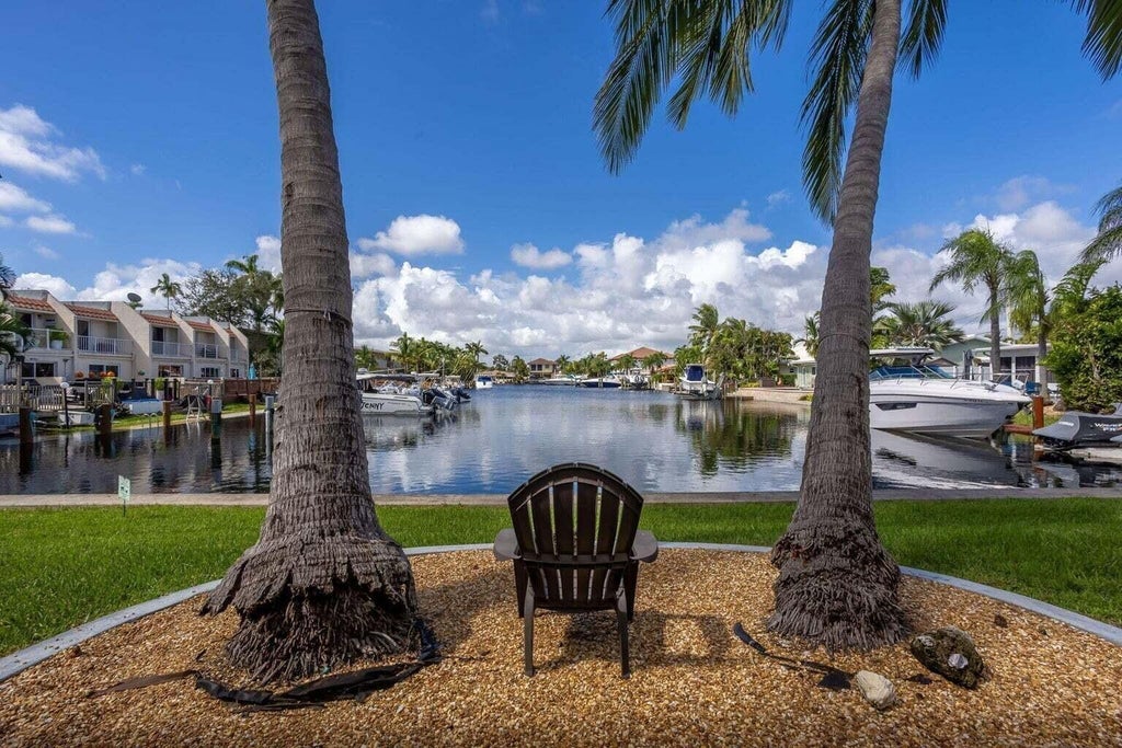 Photo of 1880 SE 3rd Street #1880, Pompano Beach, FL 33060 (MLS # B26044486)