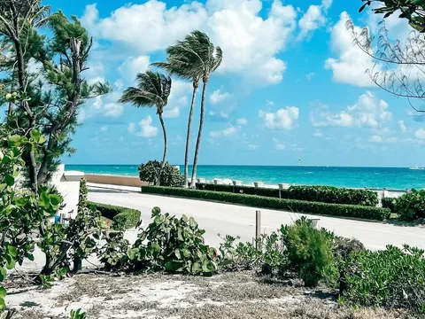 480 S Ocean Boulevard, Palm Beach, FL MLS: R11072335