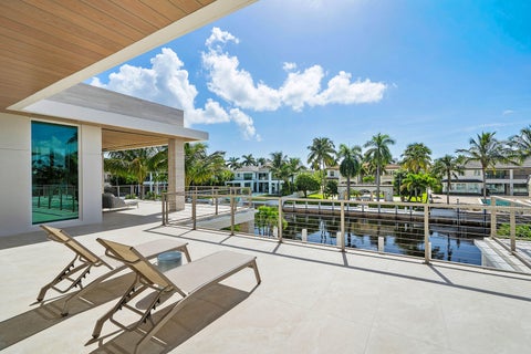 Tiny photo for 336 E Coconut Palm Road, Boca Raton, FL 33432 (MLS # B26079322)