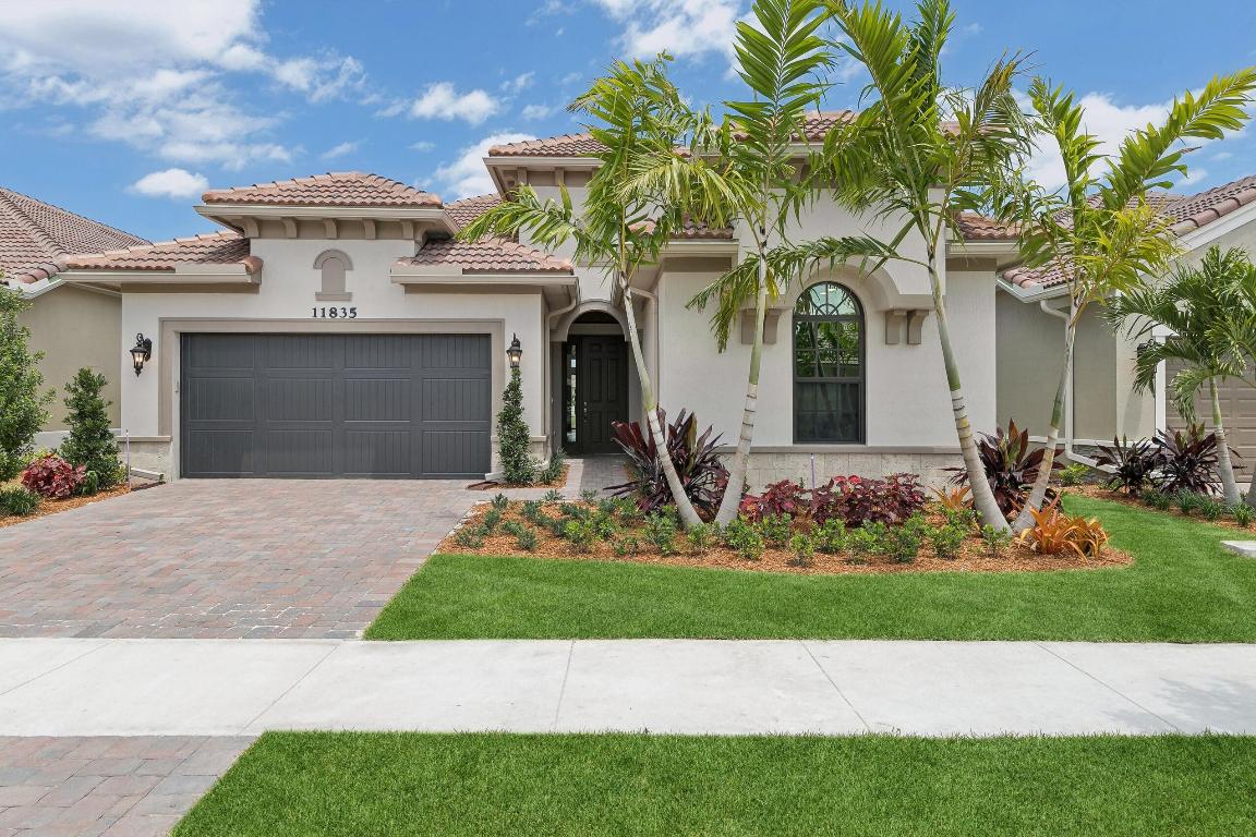 PARKLAND ROYALE - Residential