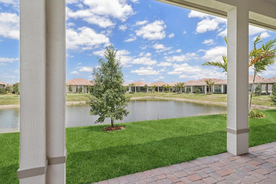 PARKLAND ROYALE - Residential