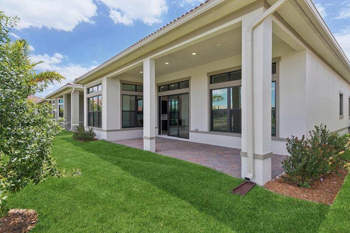 PARKLAND ROYALE - Residential