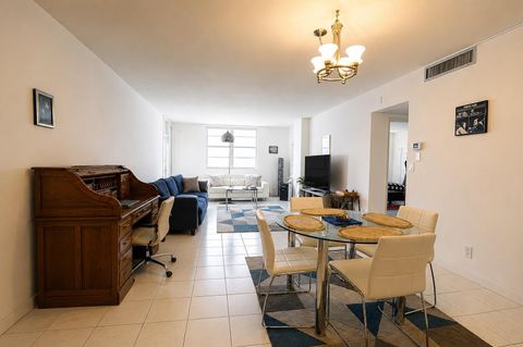 Tiny photo for 4250 Galt Ocean Drive #9g, Fort Lauderdale, FL 33308 (MLS # B26028288)