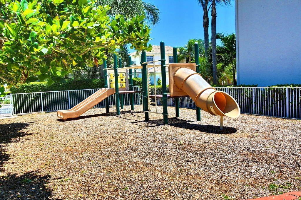 Wyndham Lakes North 158-2 - Residential Lease