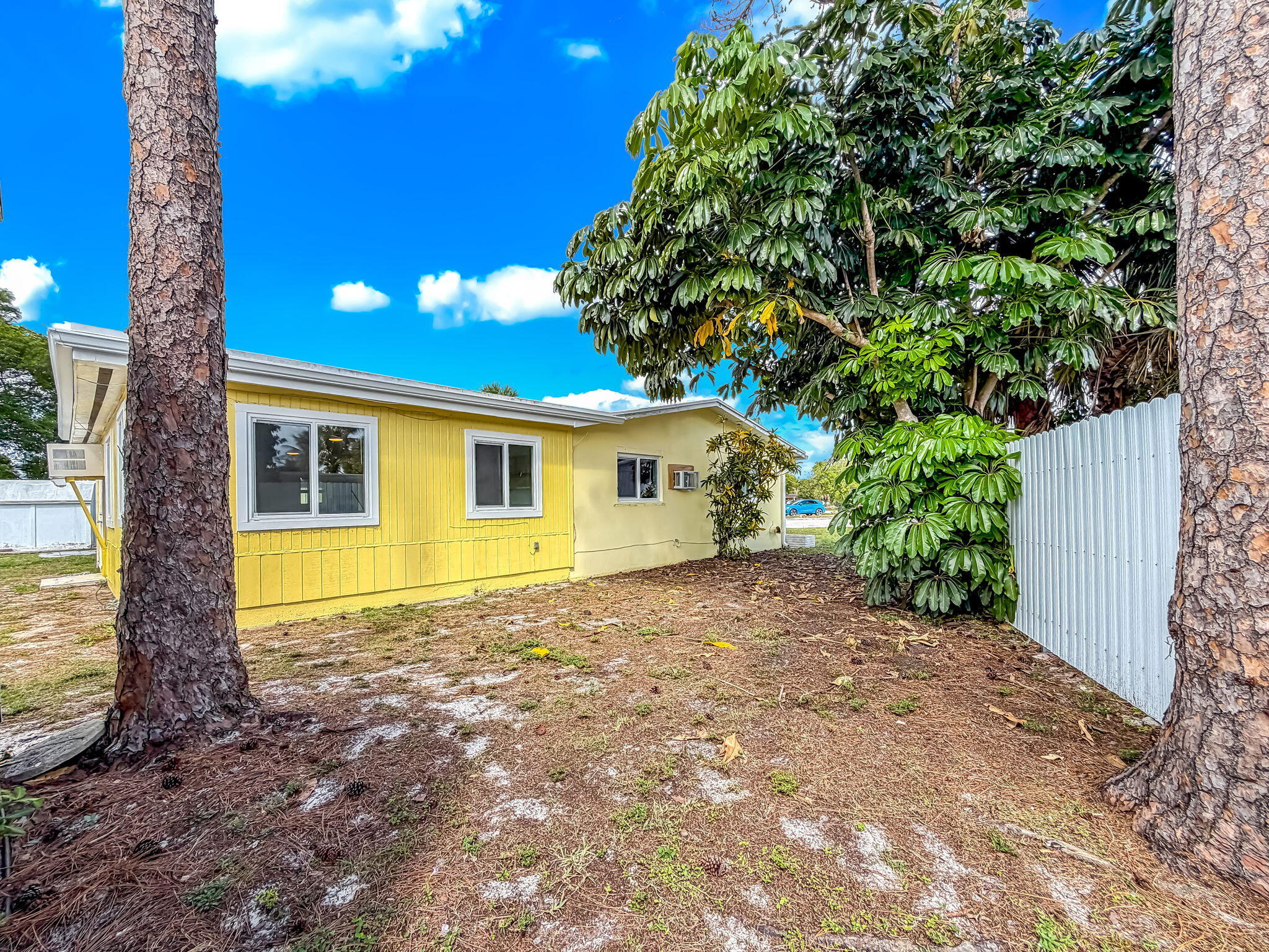 LAKE BELVEDERE ESTATES 4TH ADD - Residential