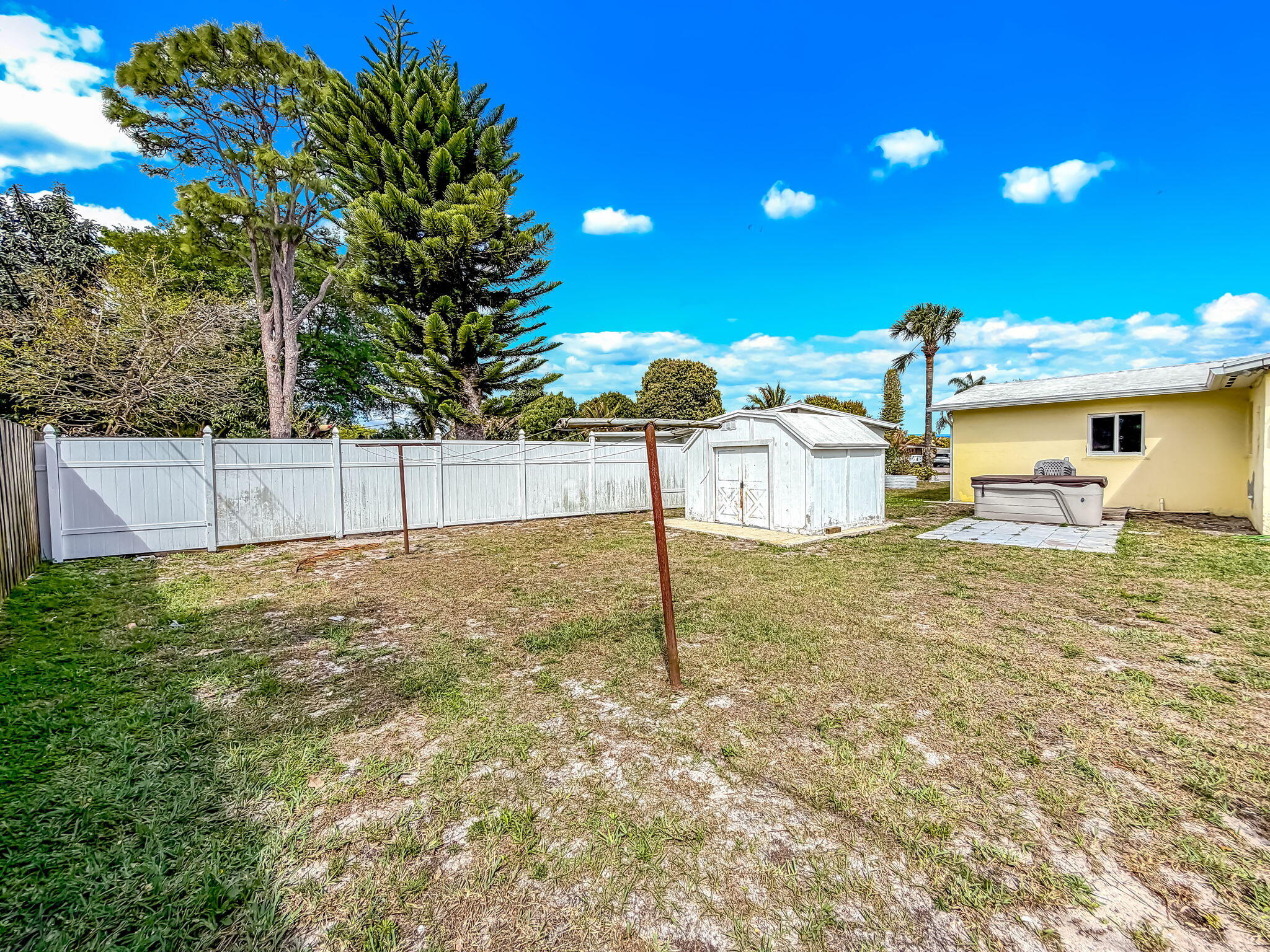 LAKE BELVEDERE ESTATES 4TH ADD - Residential