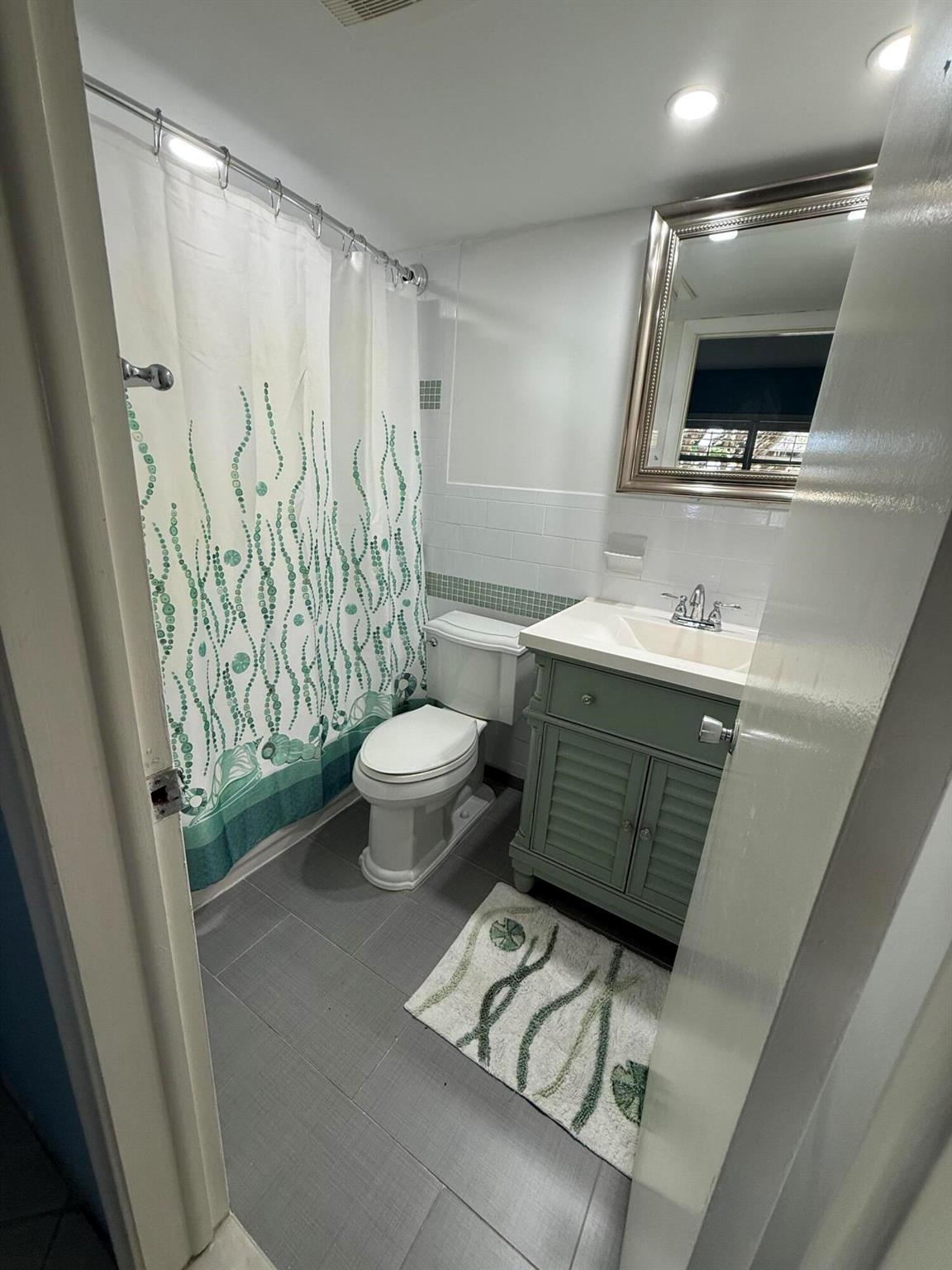 TROPIC HARBOR CONDO PART - Residential Lease