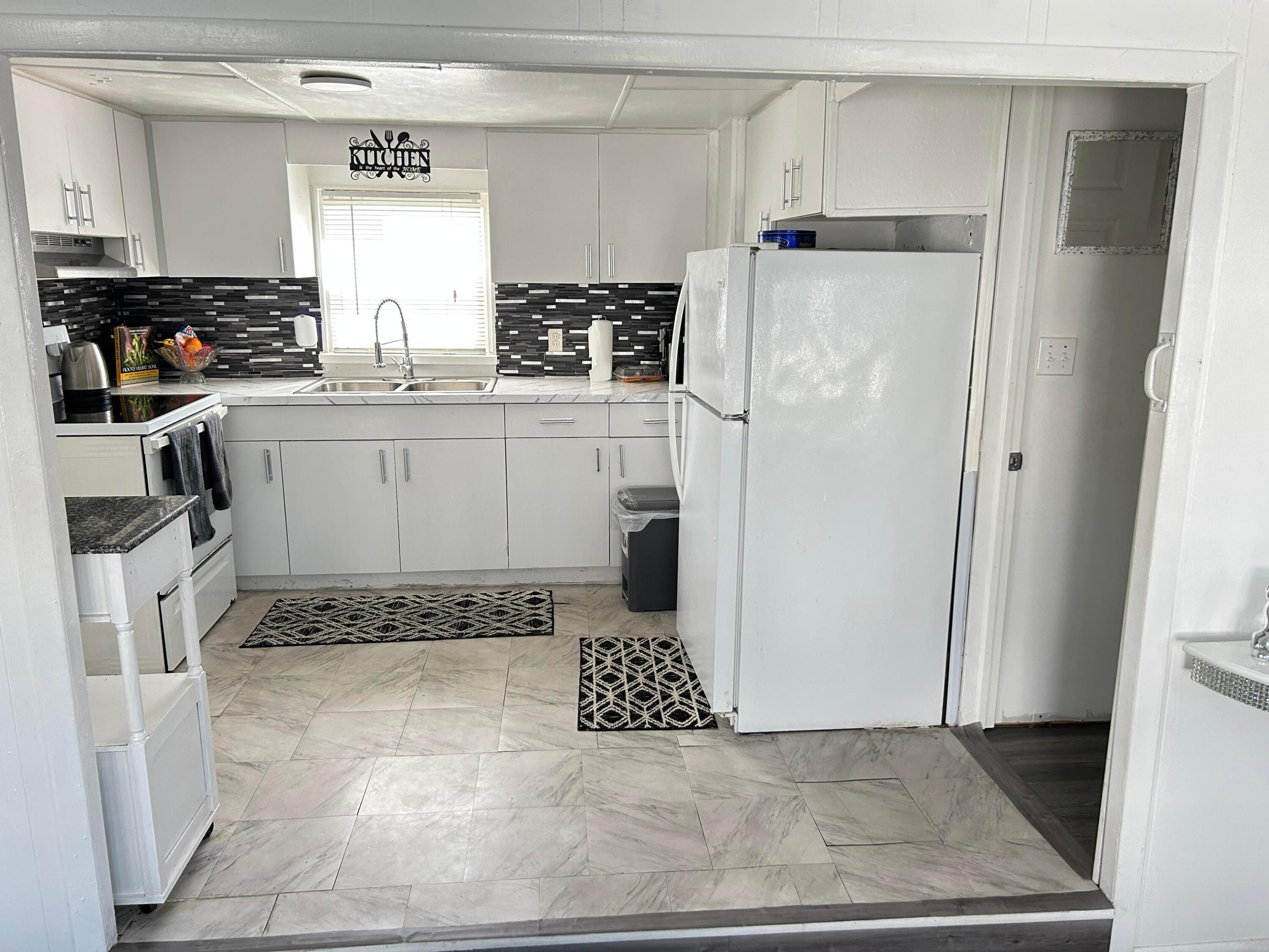 Orangebrook Harbor - Residential