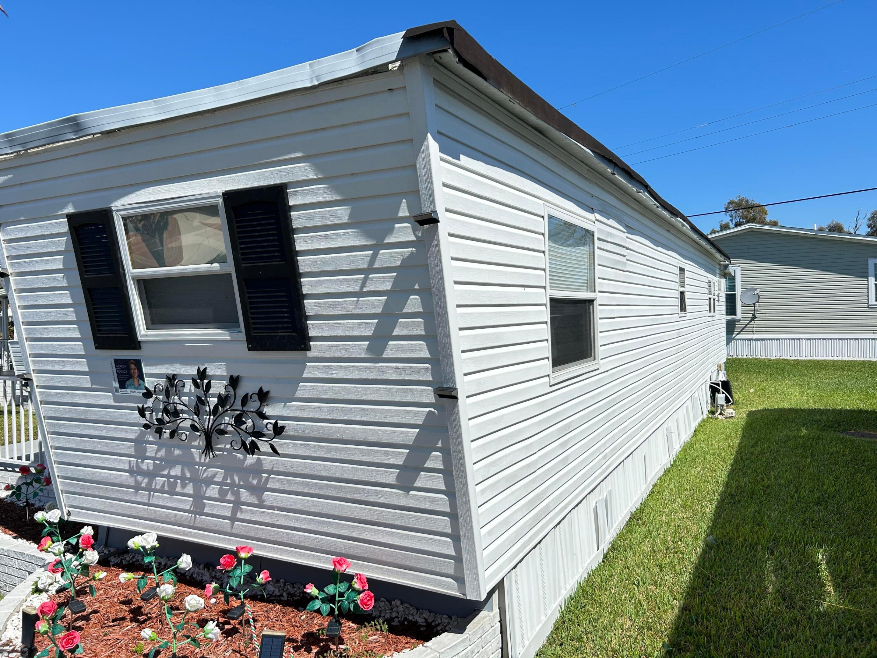 Orangebrook Harbor - Residential