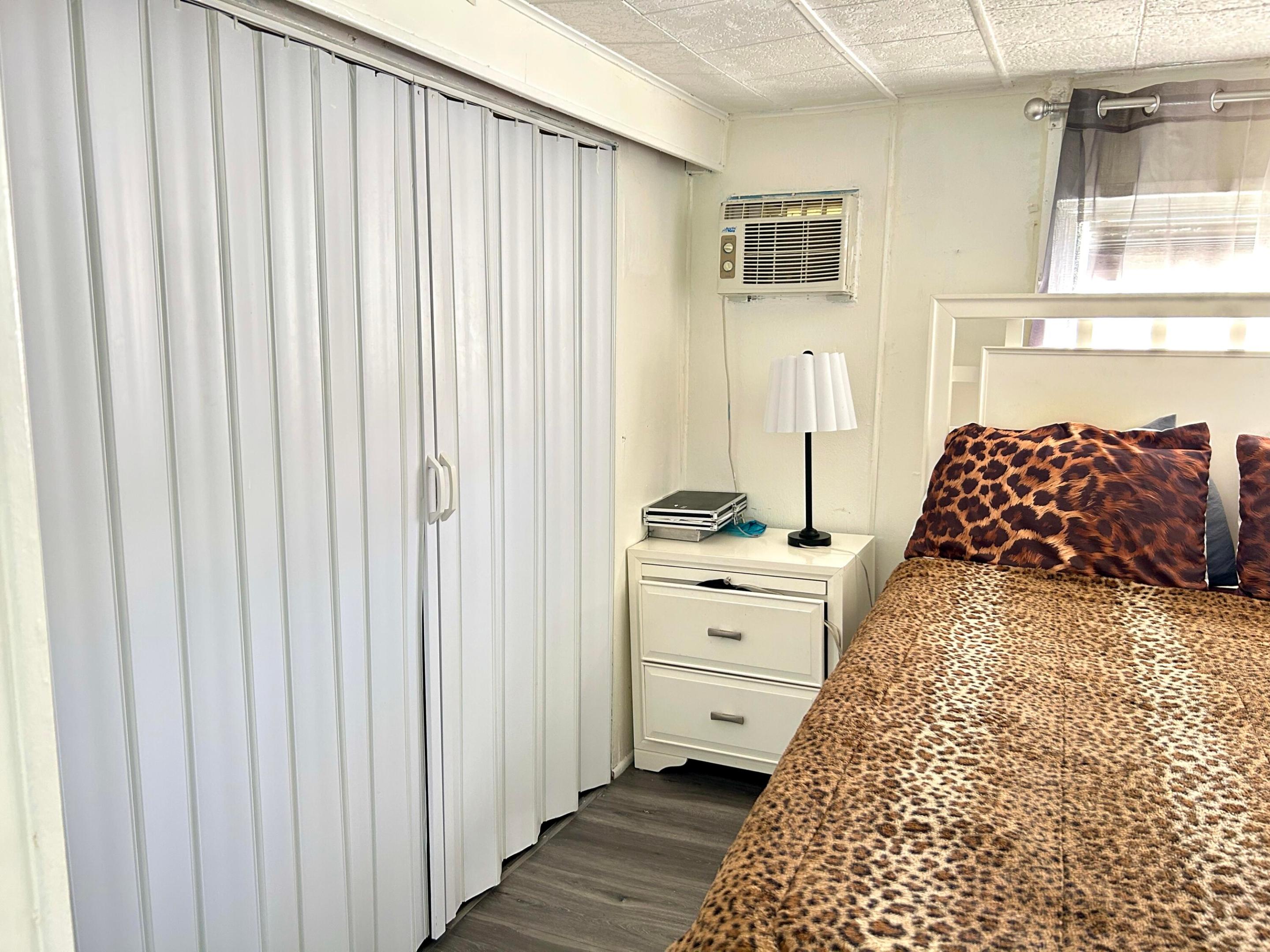 Orangebrook Harbor - Residential