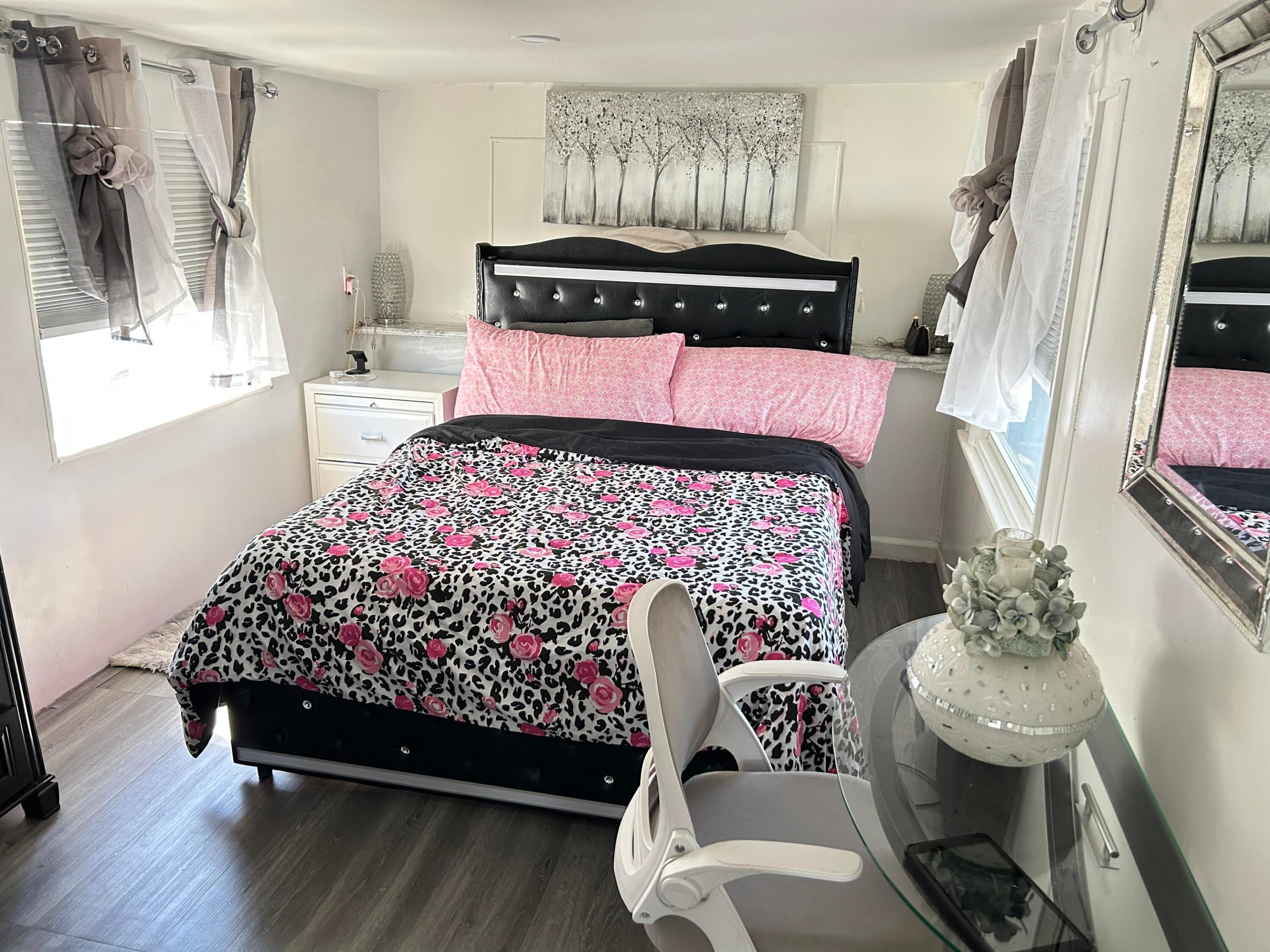 Orangebrook Harbor - Residential