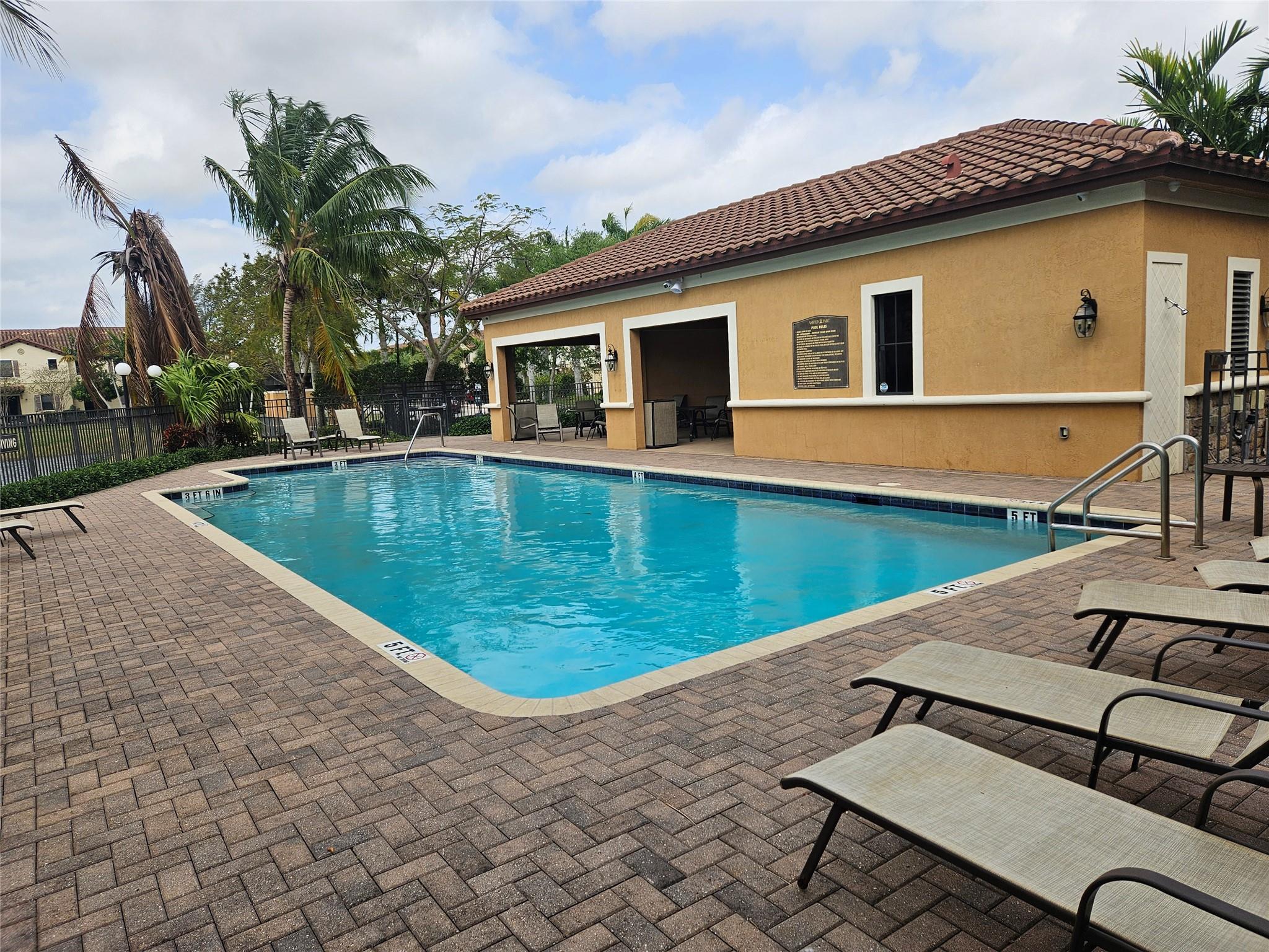 Simonton Court 176-49 B - Residential Lease