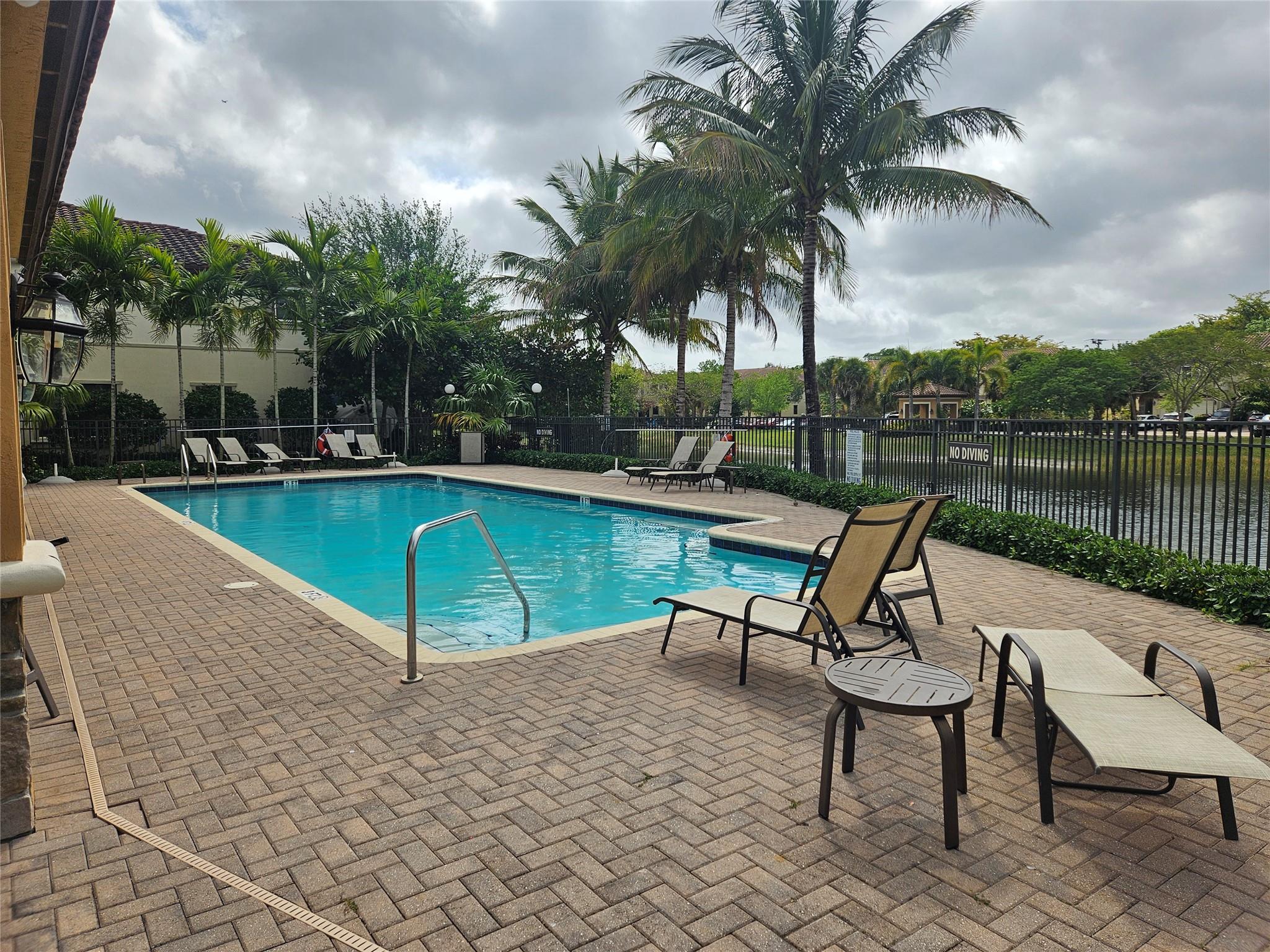 Simonton Court 176-49 B - Residential Lease