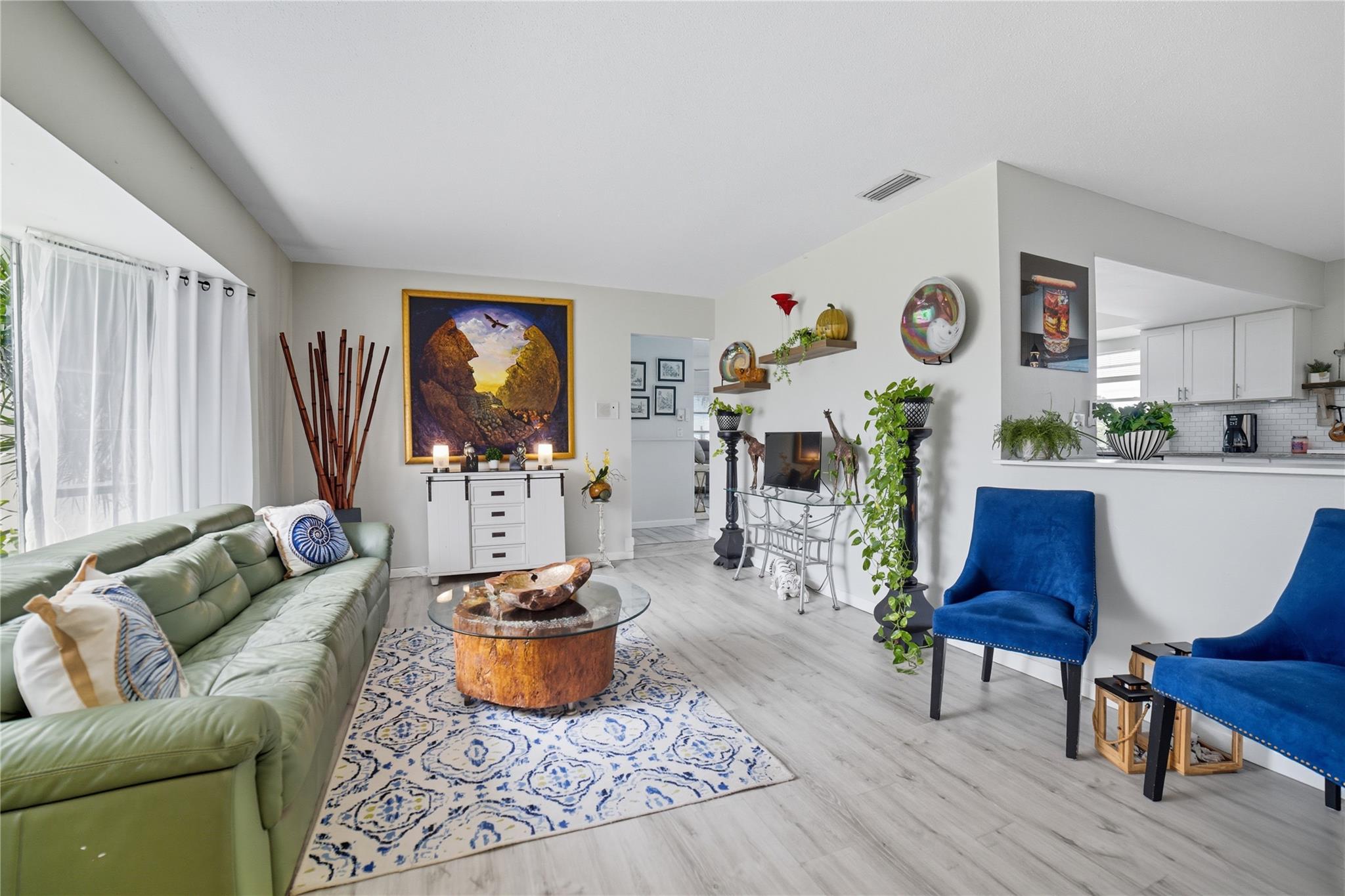 THE DELLS 64-40 B - Residential