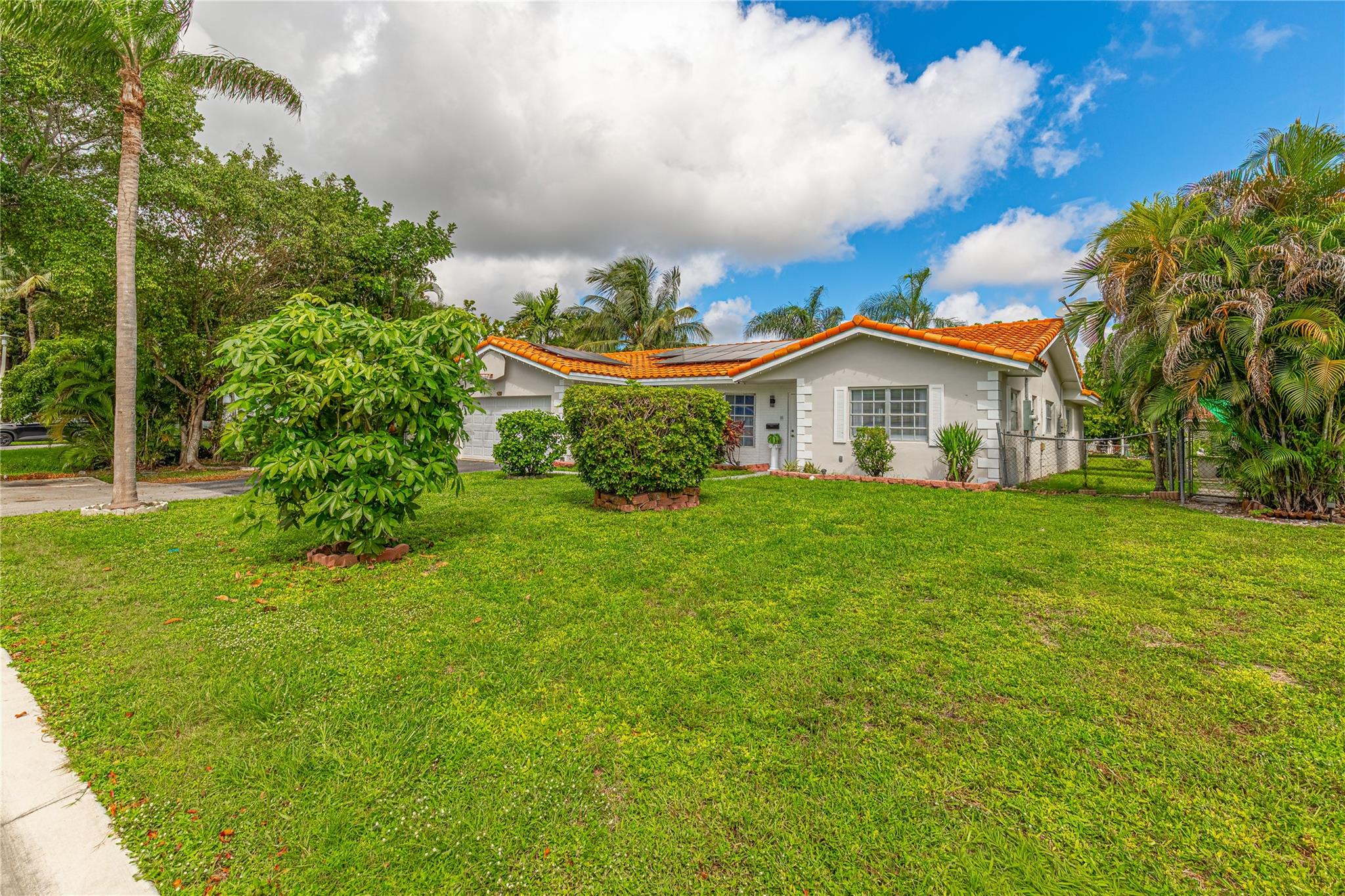 THE DELLS 64-40 B - Residential