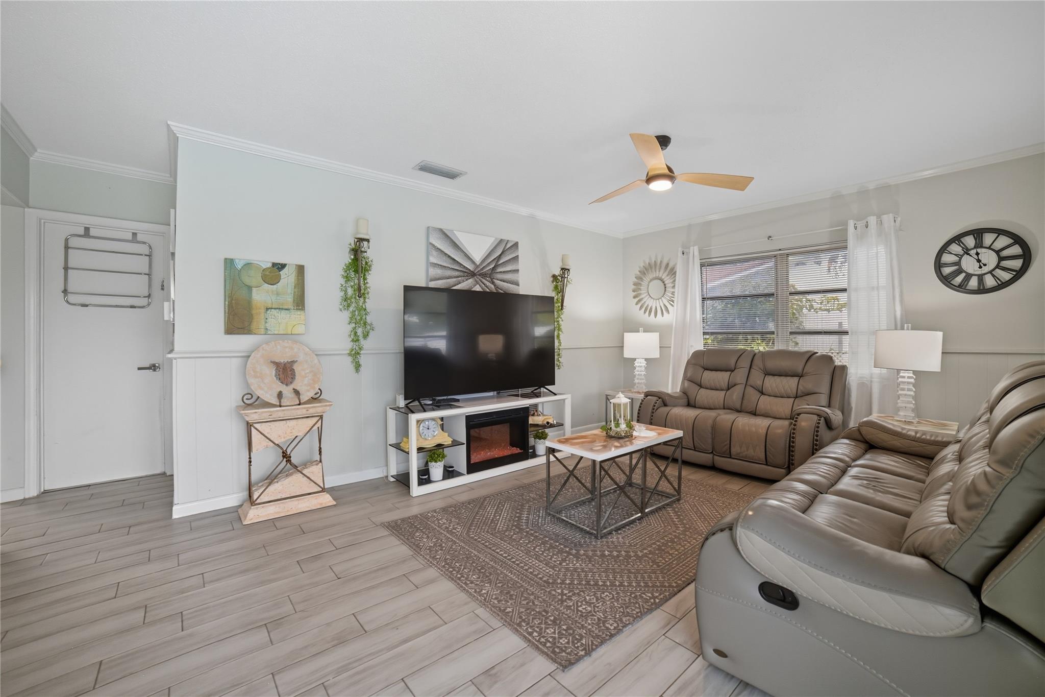 THE DELLS 64-40 B - Residential