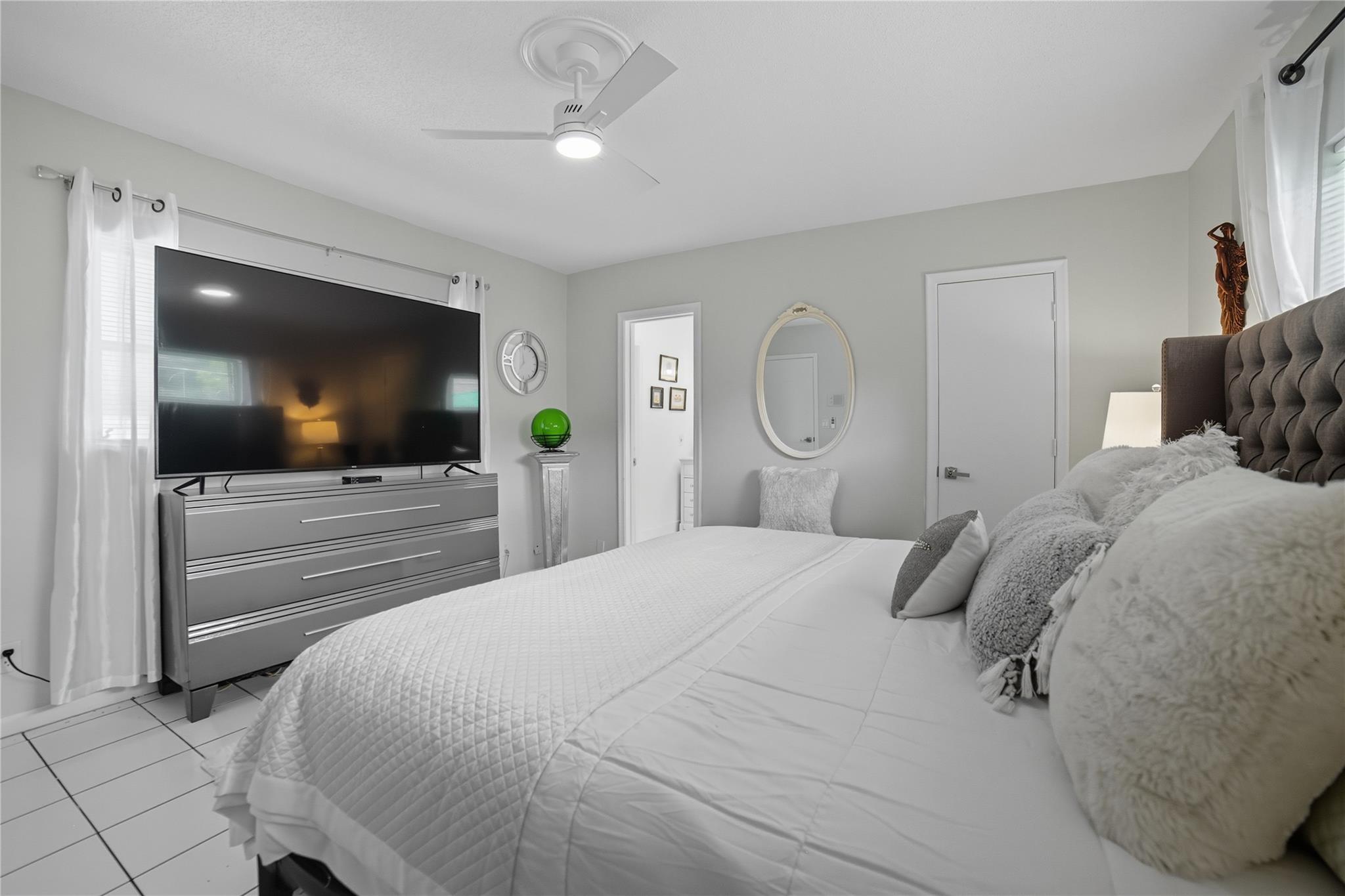 THE DELLS 64-40 B - Residential