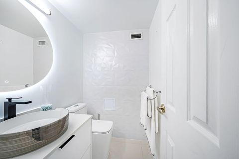 Tiny photo for 2501 S OCEAN Drive #939, Hollywood, FL 33019 (MLS # B26052551)