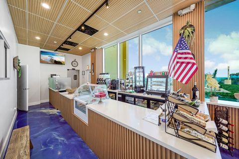 Tiny photo for 2501 S OCEAN Drive #939, Hollywood, FL 33019 (MLS # B26052551)