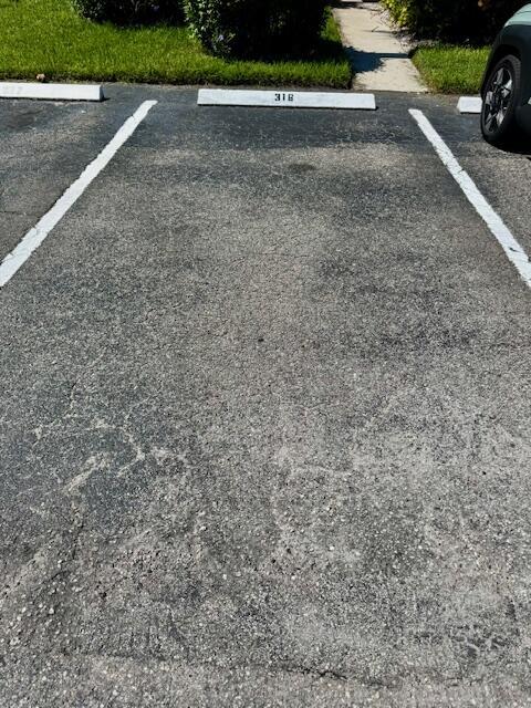 LUCERNE LAKES GOLF COLONY - Residential Lease