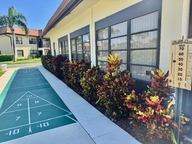 LUCERNE LAKES GOLF COLONY - Residential Lease