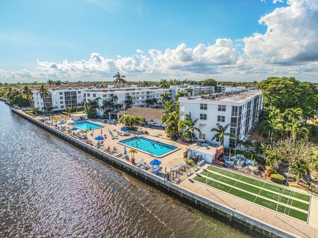 Photo of 2014 S Federal Highway #308, Boynton Beach, FL 33435 (MLS # R11152016)