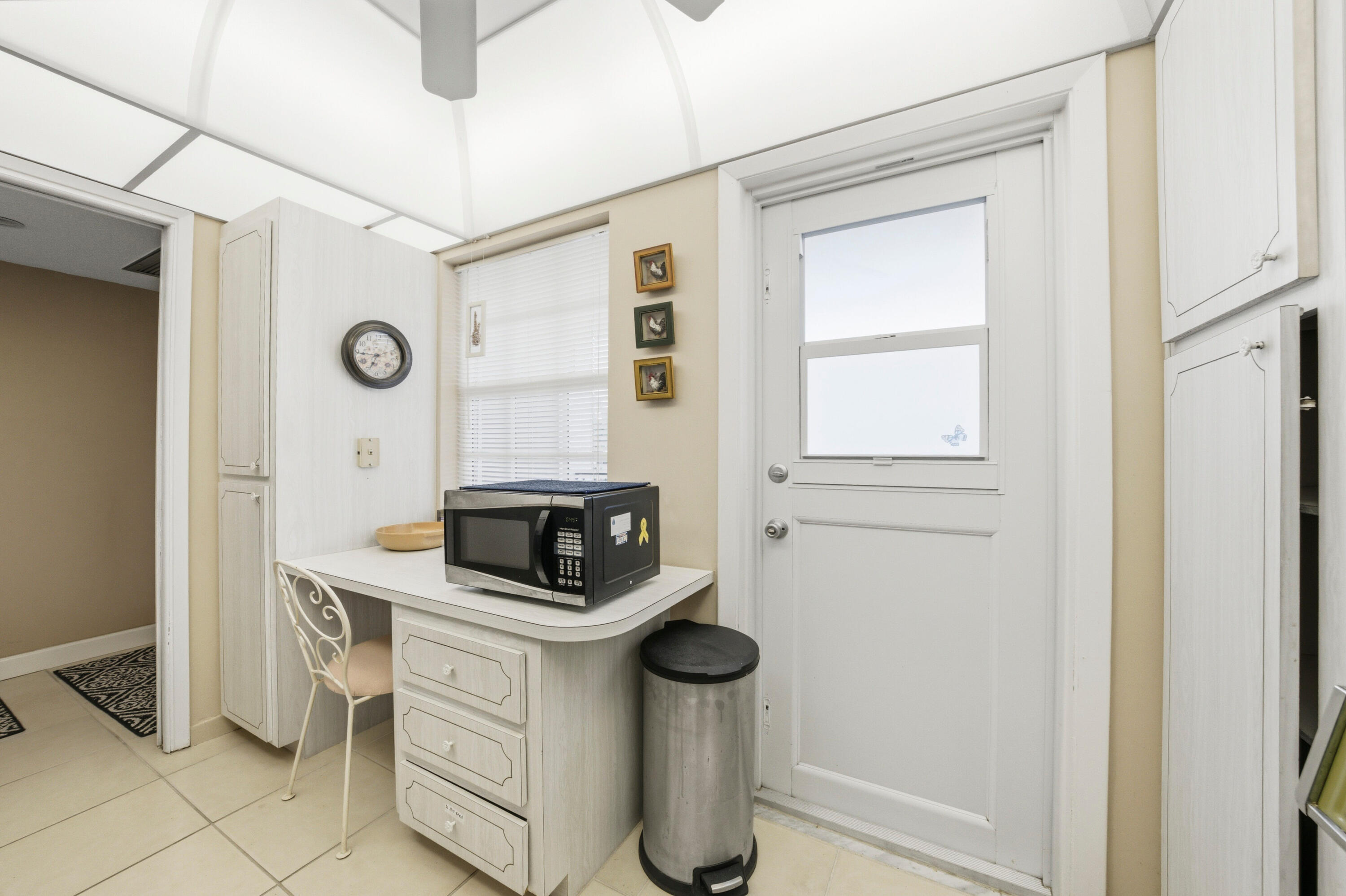 3100 N Palm Aire Drive 208