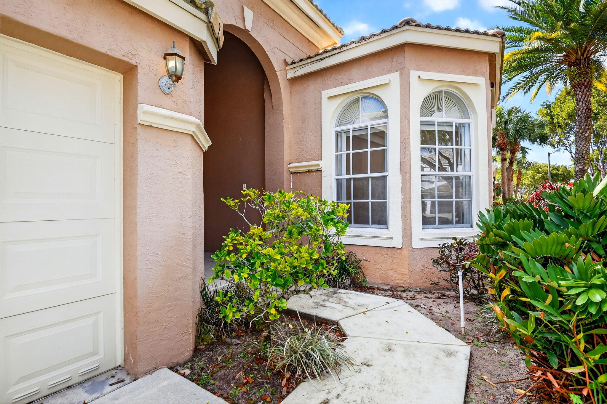 2431 Westmont Drive