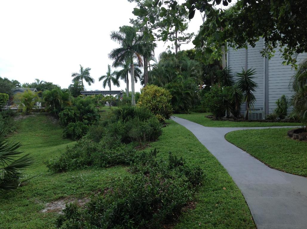 HEATHERWOOD COND DECL FILED 9-5-85 IN - Residential Lease