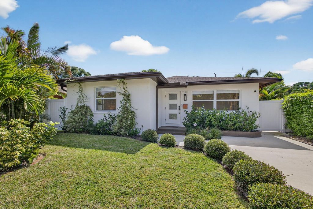 Photo of 520 36th Street, West Palm Beach, FL 33407 (MLS # F10549718)