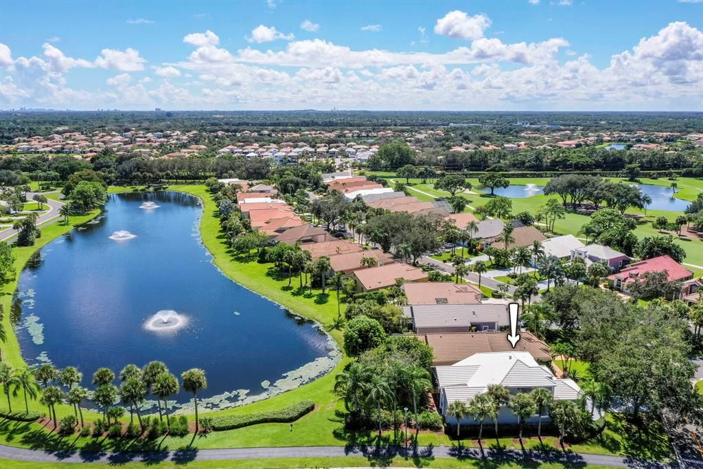 Photo of 12951 Oak Knoll Drive, Palm Beach Gardens, FL 33418 (MLS # R10759944)