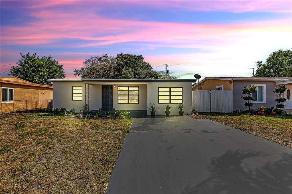 North Andrews Terrace 32- - Residential