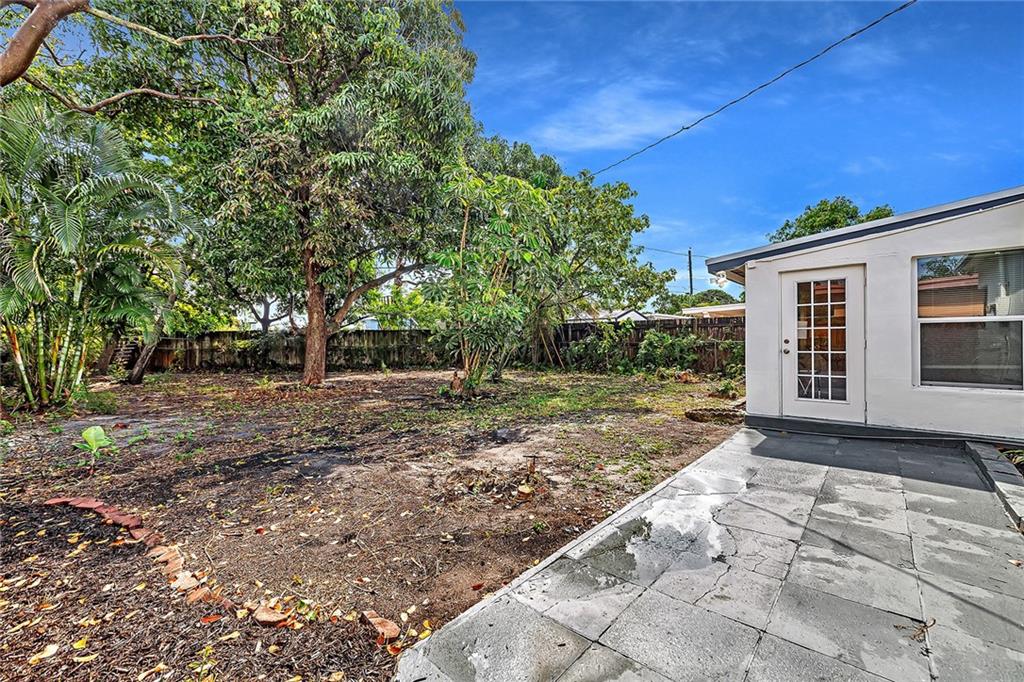 North Andrews Terrace 32- - Residential