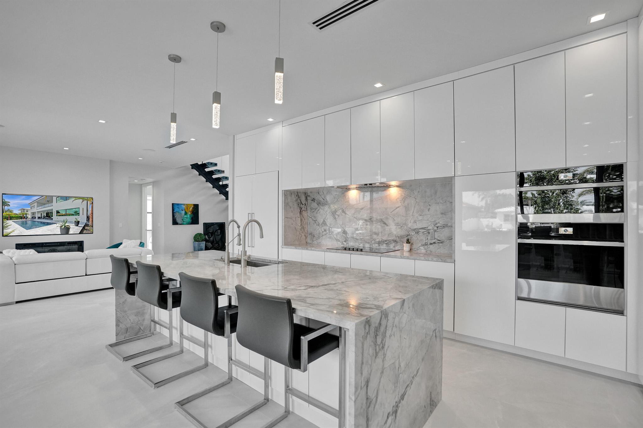 1201 Mandarin Isle