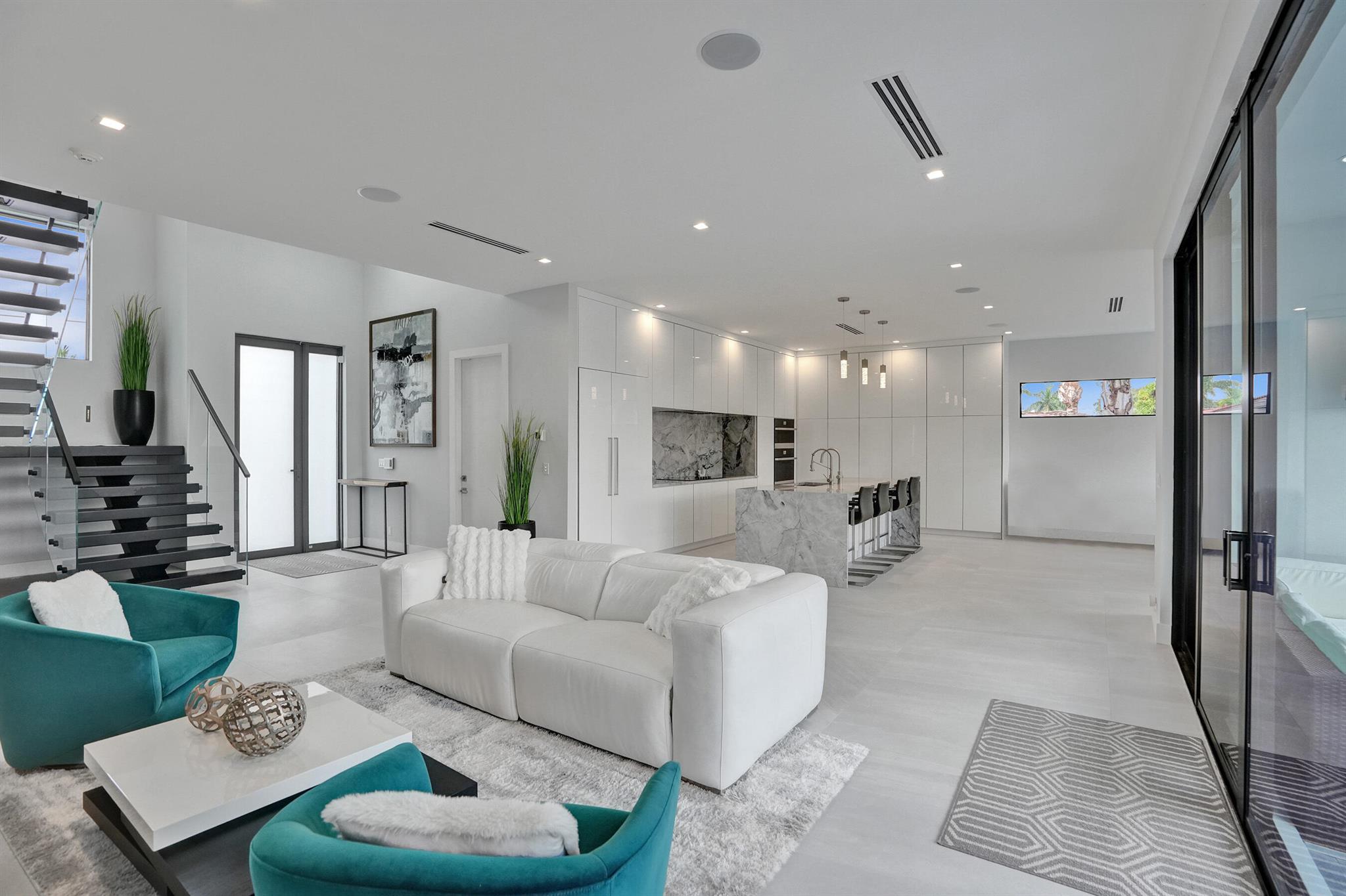 1201 Mandarin Isle