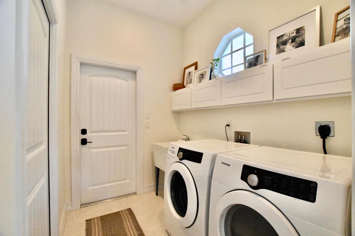 GOMEZ GRANT W/O RVR - Residential