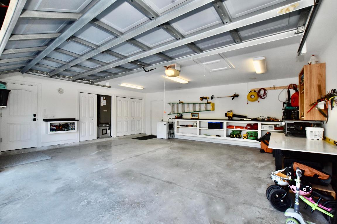 GOMEZ GRANT W/O RVR - Residential