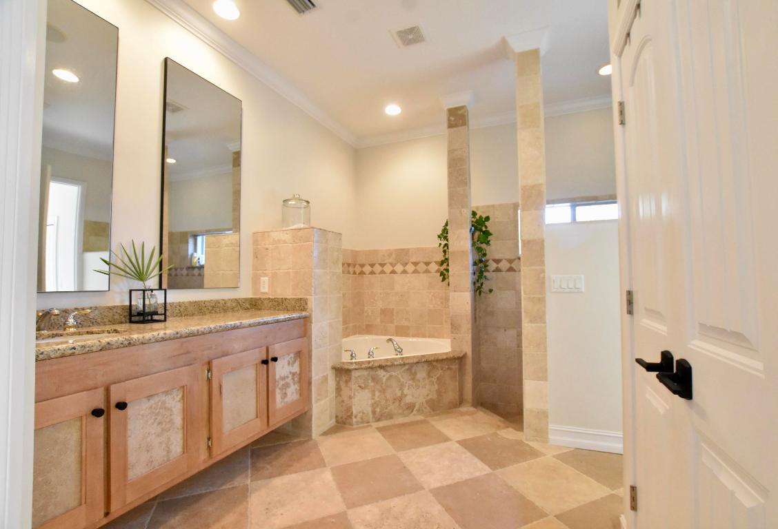 GOMEZ GRANT W/O RVR - Residential