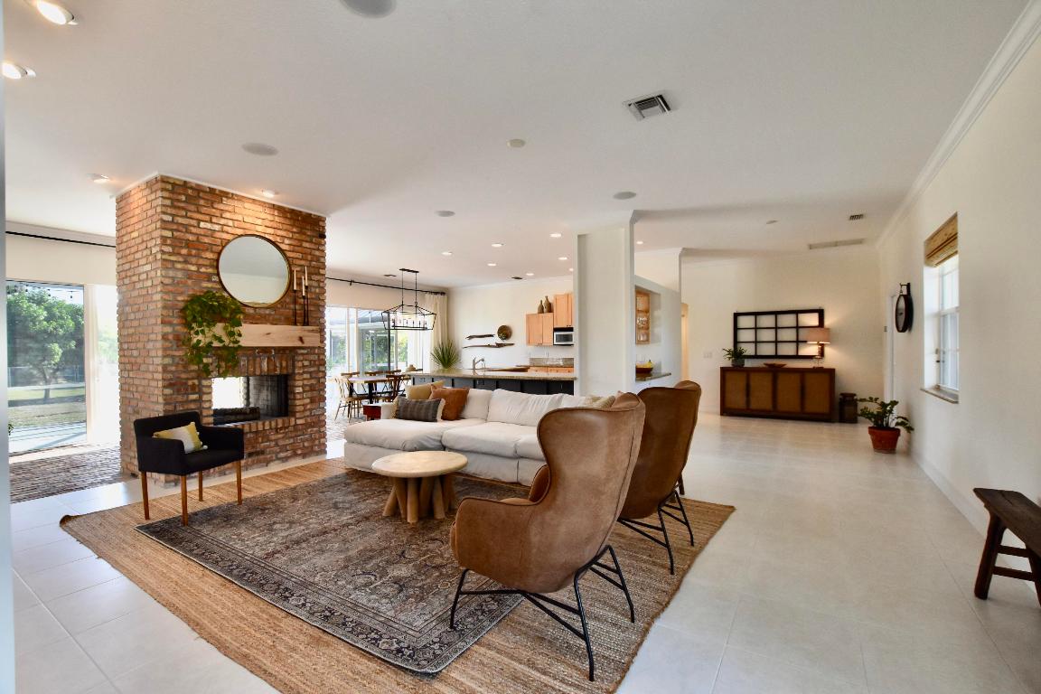 GOMEZ GRANT W/O RVR - Residential