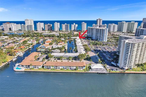 3223 NE 36th St Unit 10, Fort Lauderdale, FL MLS: F10493913