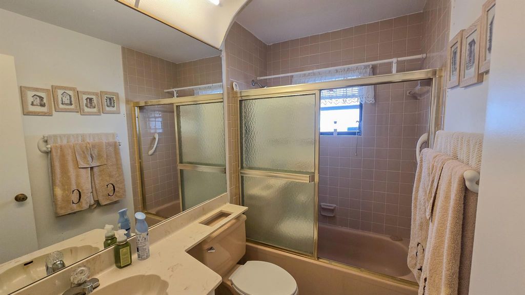 Photo of 1719 SW 19th Avenue, Deerfield Beach, FL 33442 (MLS # F10537054)