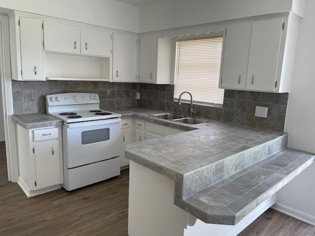 Photo of 1420 9th Street, West Palm Beach, FL 33401 (MLS # R10958383)